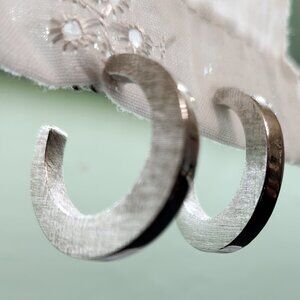 Vintage Avon Silver Toned Crescent Hoop Earrings